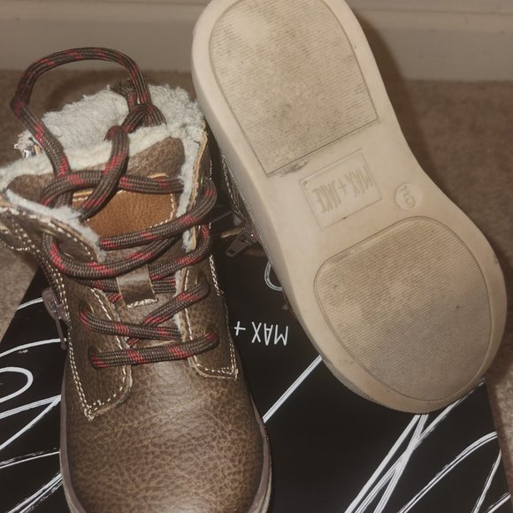 Max and Jake Brown Steven Boot - Picture 3 of 4